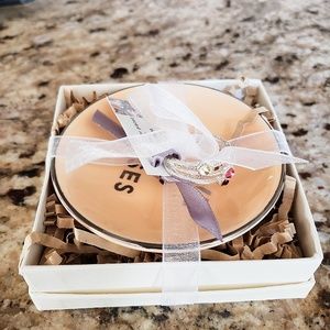 Lucky feather ring tray